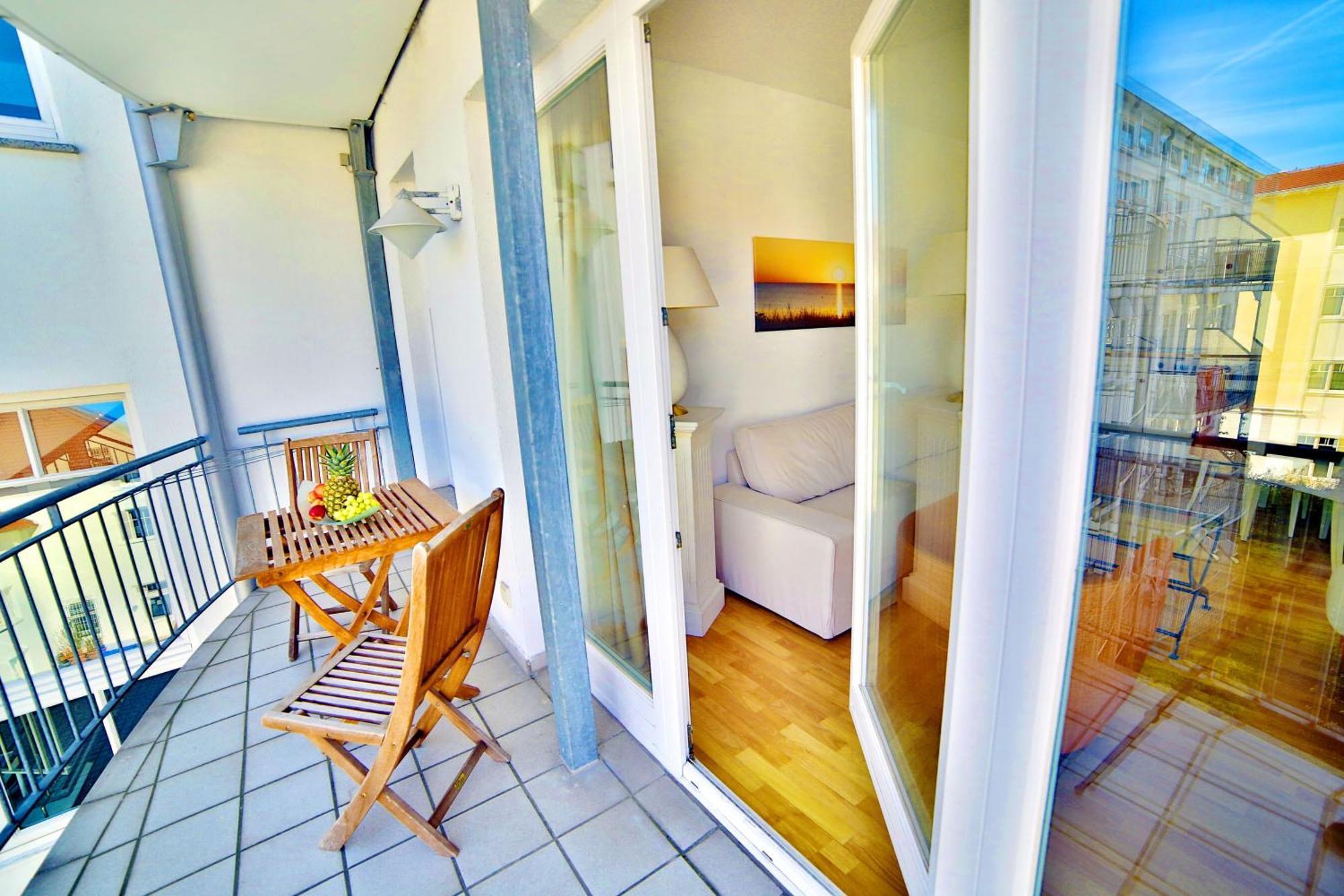 Ferienwohnung Binzer Strandgut Im Haus Jahreszeiten Binz Exterior photo